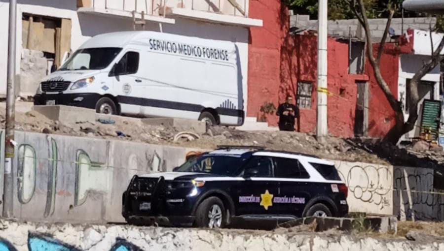 Muere mujer en la vía pública en Menchaca ll