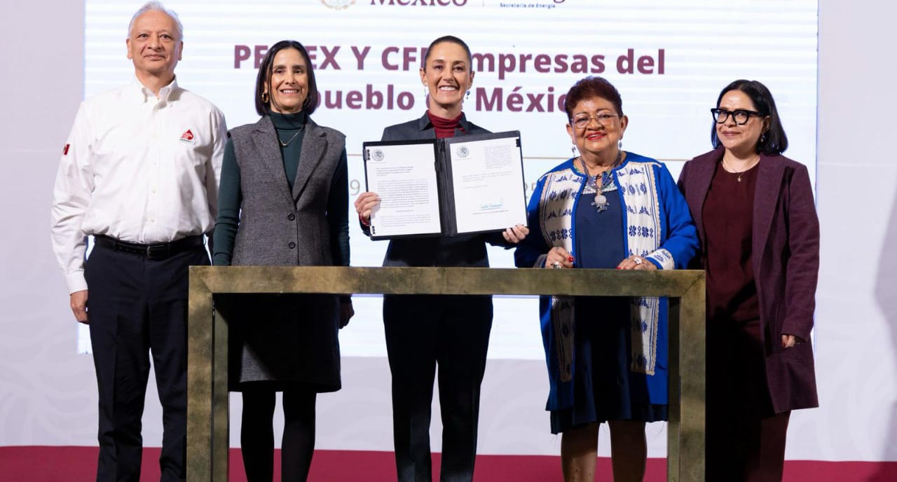 CFE Y PEMEX VUELVEN A SER DEL PUEBLO DE MÉXICO: PRESIDENTA CLAUDIA SHEINBAUM