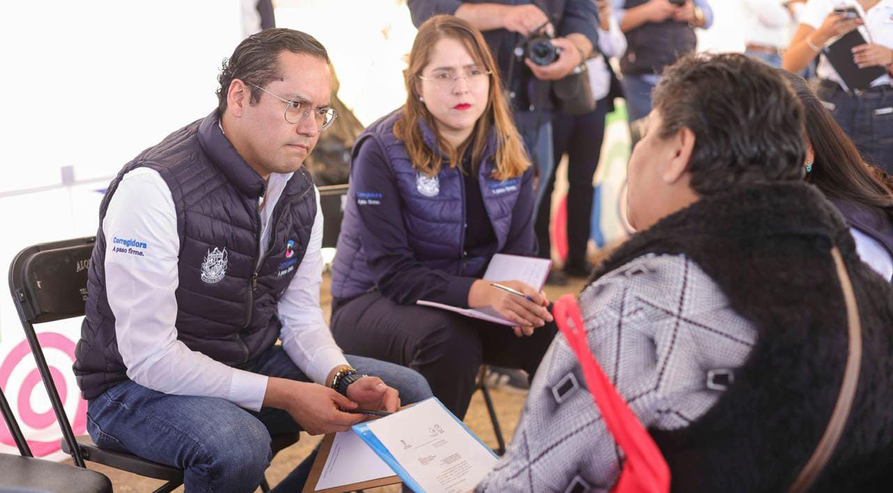 Chepe Guerrero atiende a ciudadanos de la comunidad Presa de Bravo en Jornada “Corregidora Contigo”