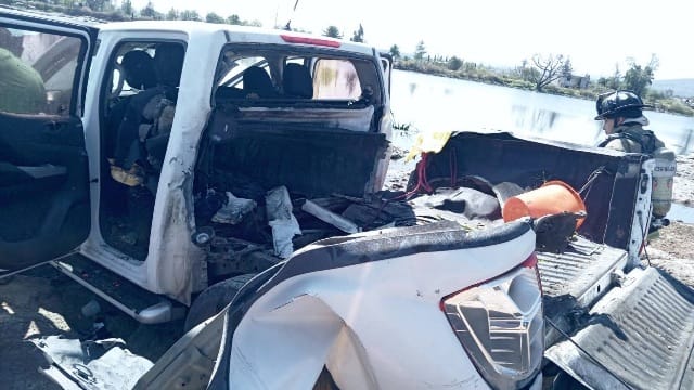 Explota pirotecnia que era transportada en una camioneta en San Juan del Río