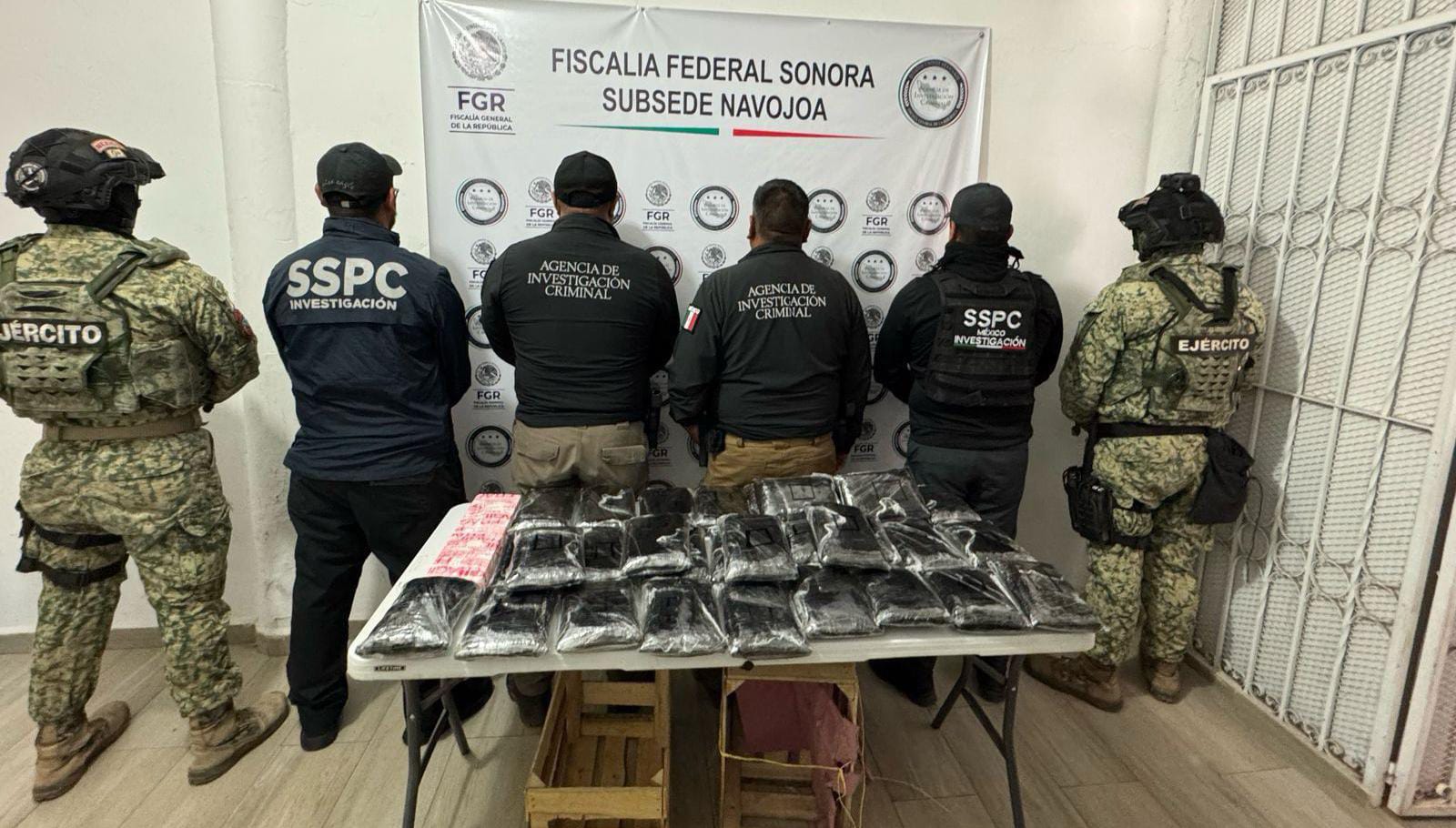 DETIENEN EN SONORA A UN HOMBRE QUE TRANSPORTABA 32 KILOS DE FENTANILO OCULTOS EN UN CARGAMENTO DE NOPALES