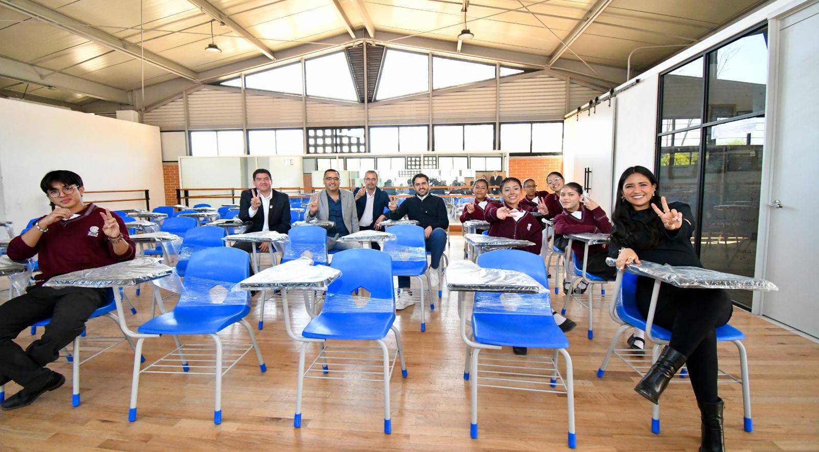 Apoyar la educación, la vía para que las y los jóvenes alcancen sus sueños: Agustín Dorantes