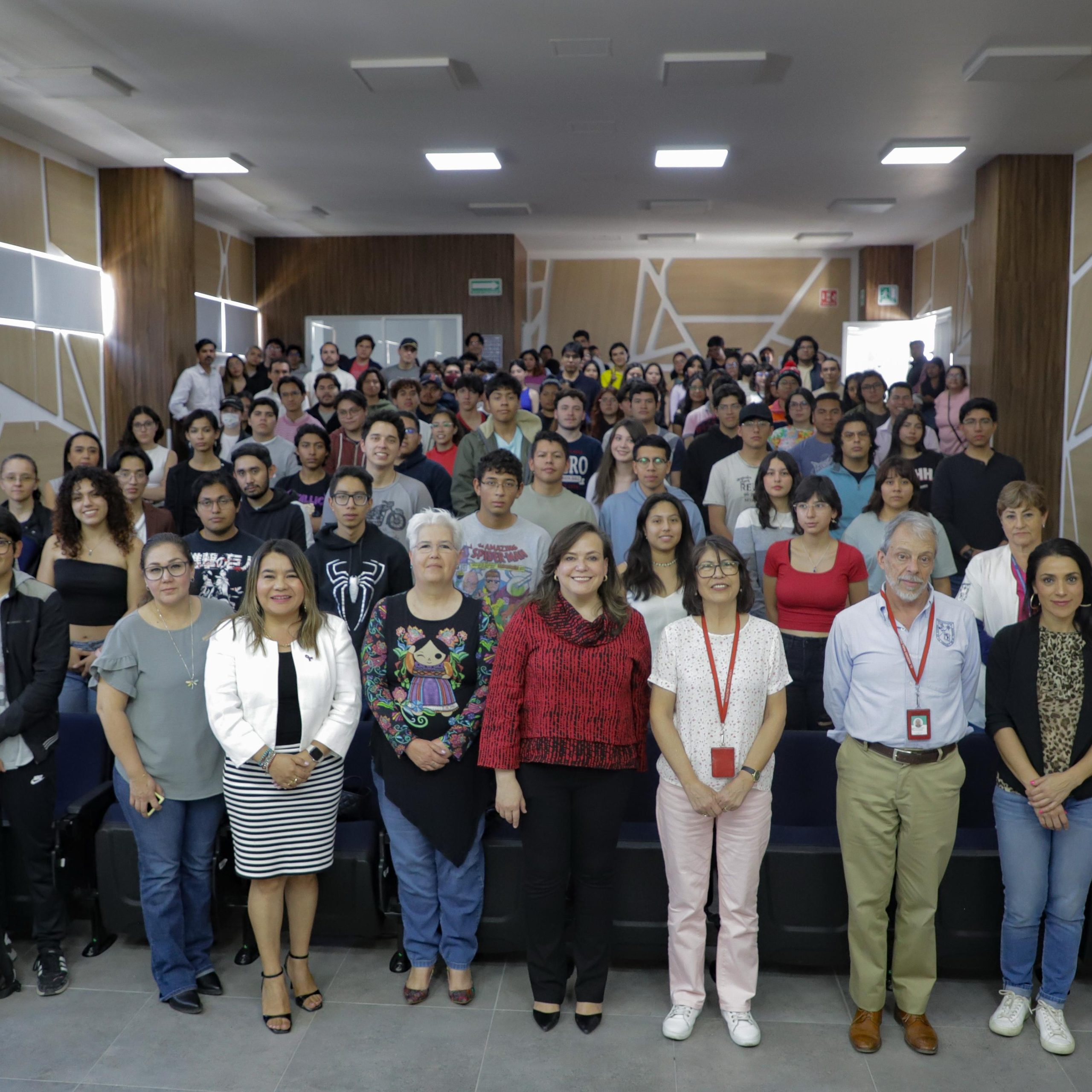 Reflexiona rectora UAQ sobre los retos de las mujeres en la ciencia