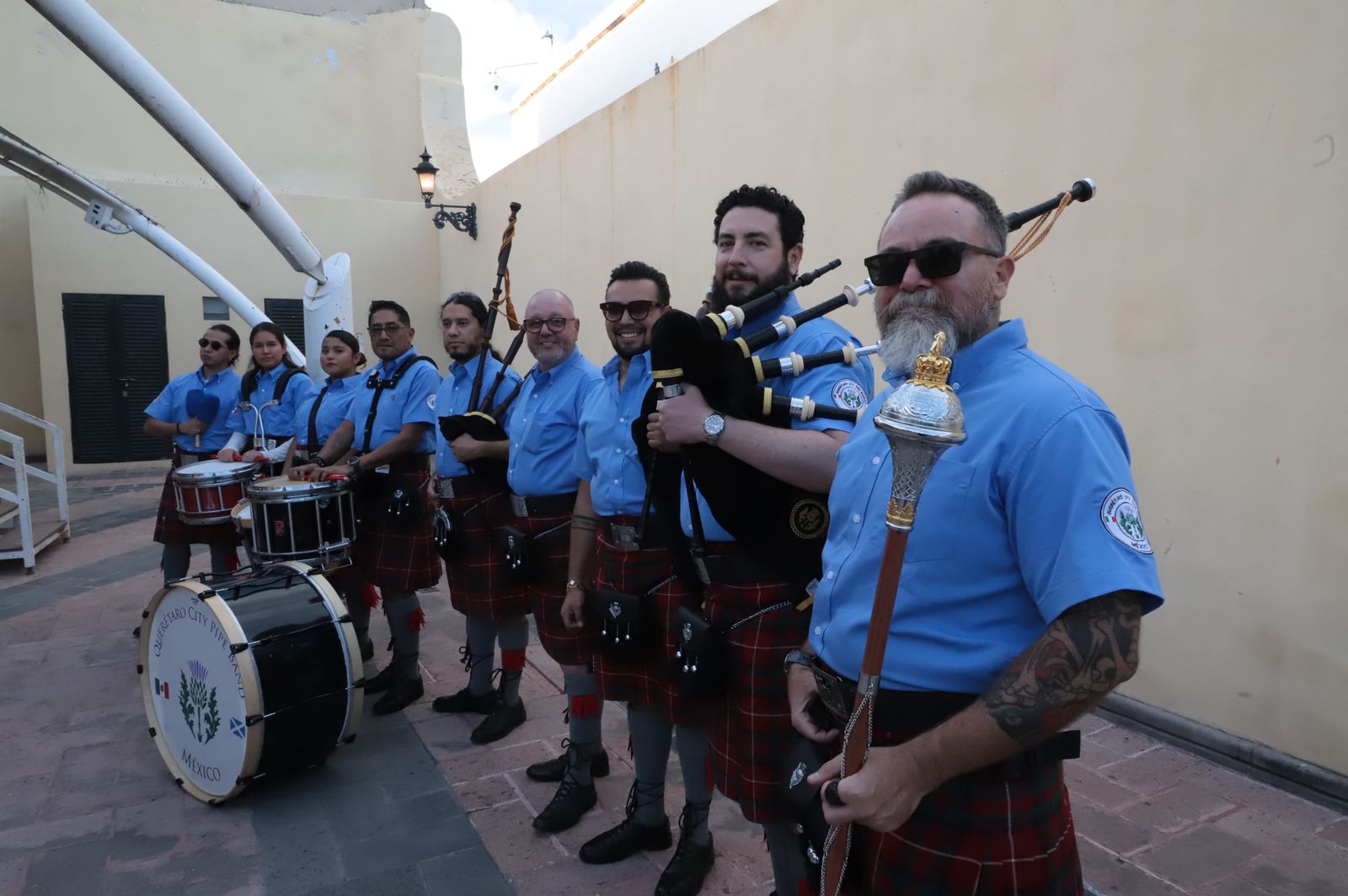 Querétaro City Pipe Band; muestra el folclor escocés en el jardín del Arte