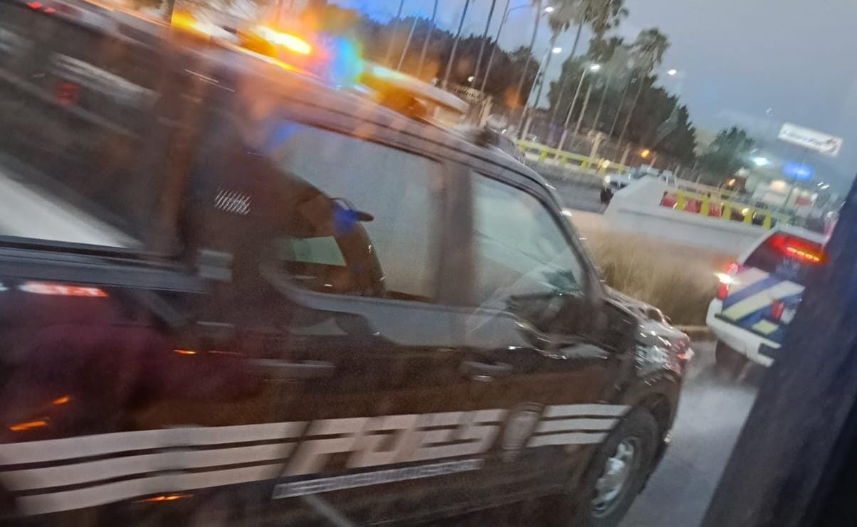 Qrobus arrolló a mujer que cruzó por el carril confinado del Paseo 5 de Febrero!