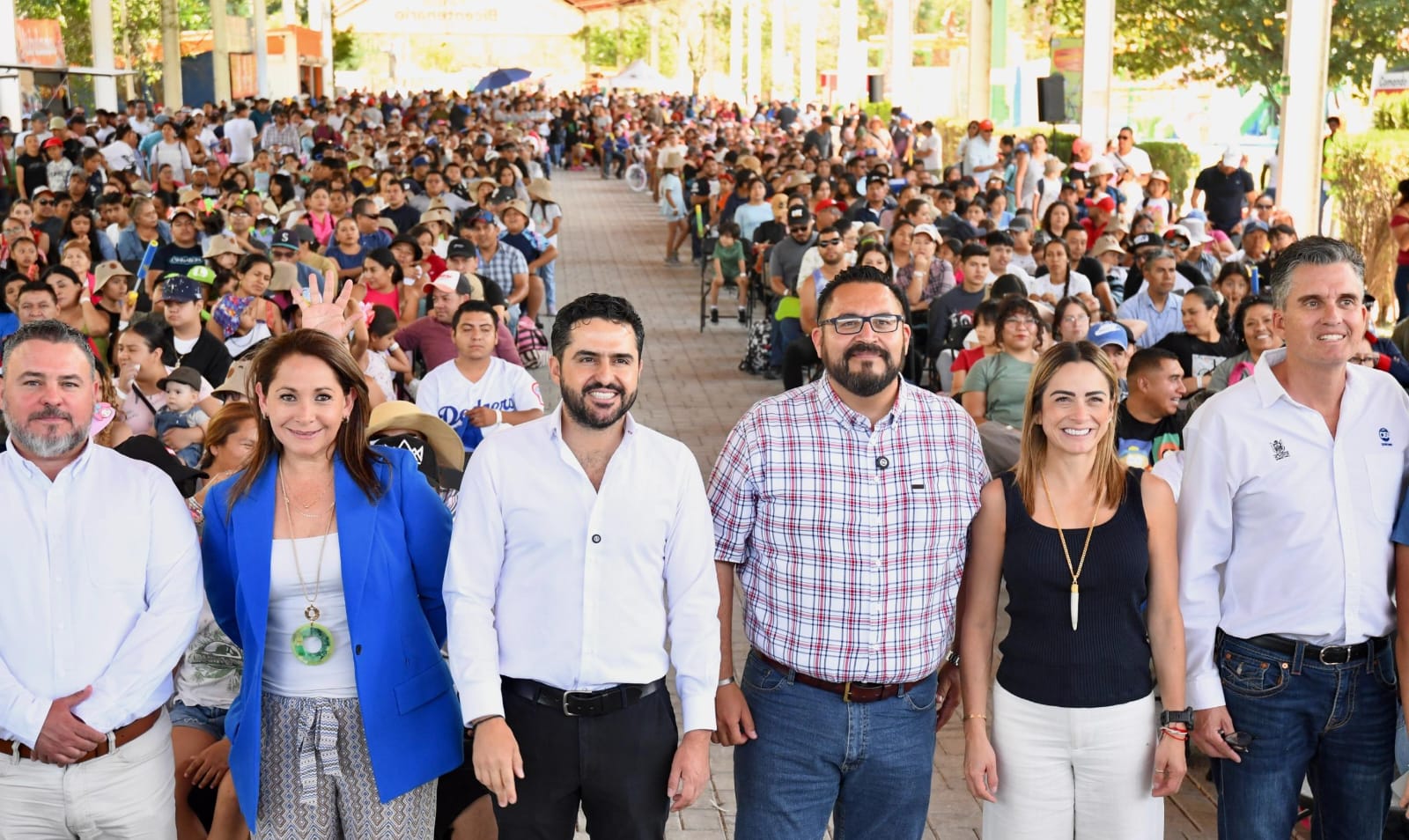 Participa Agustín Dorantes en festejo de las niñas y niños del Sindicato de Trabajadores del Estado