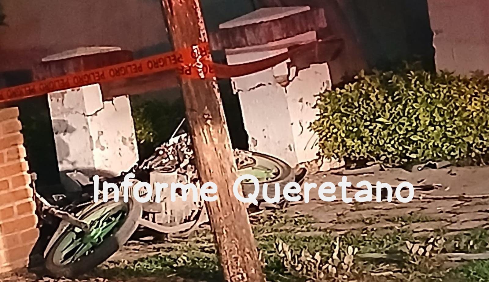 Muere motociclista tras impactar contra un muro de Concreto en Jurica