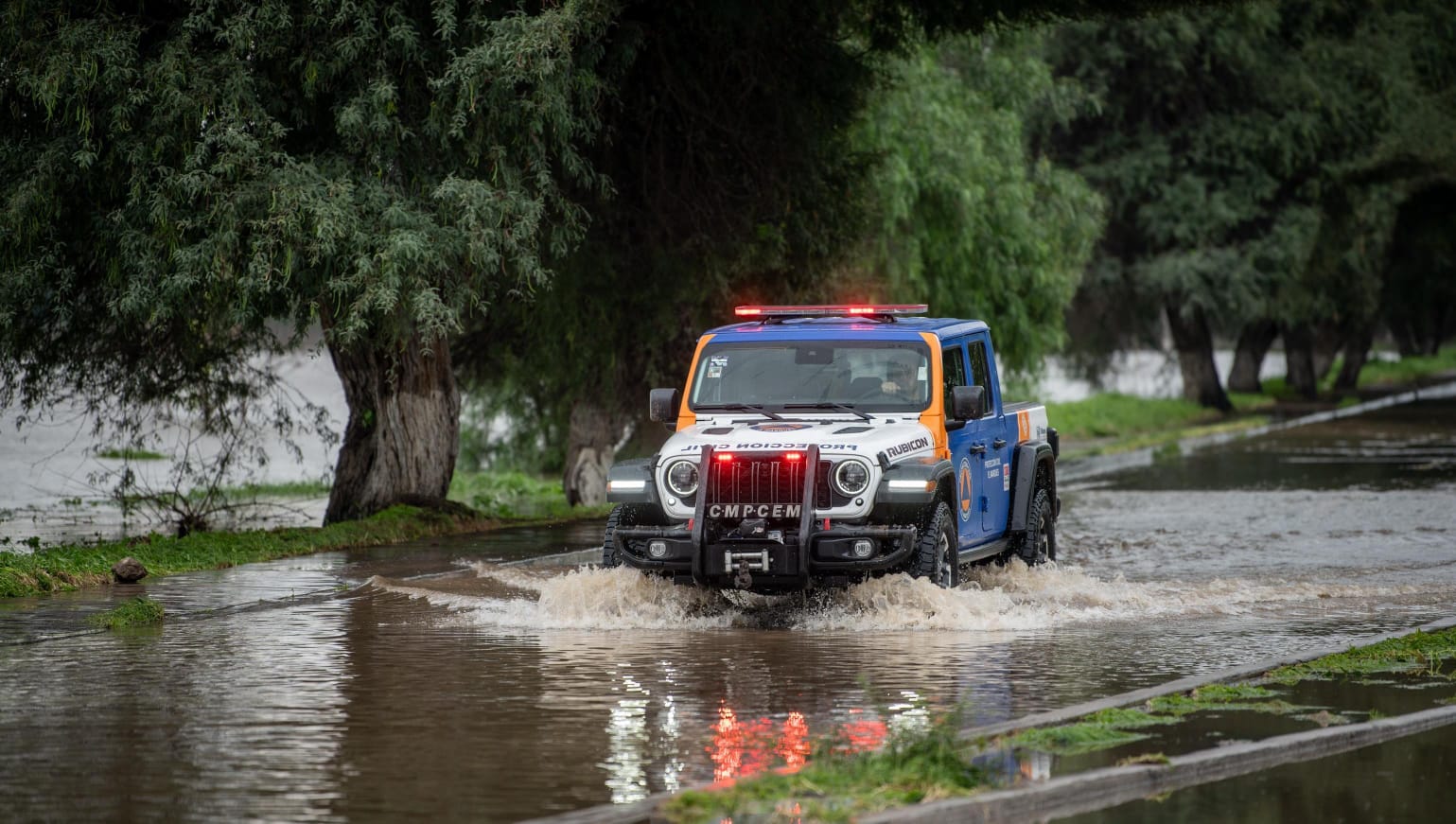 El Marqués garantiza movilidad y seguridad de los ciudadanos ante lluvias persistentes