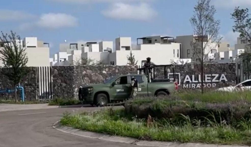 Detienen en El Marqués a operadora financiera de red huachicolera