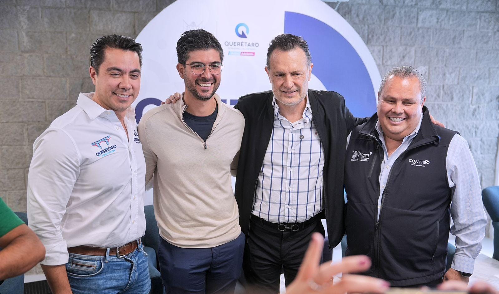 Anuncia Felifer Macías nuevas rutas municipales nocturnas
