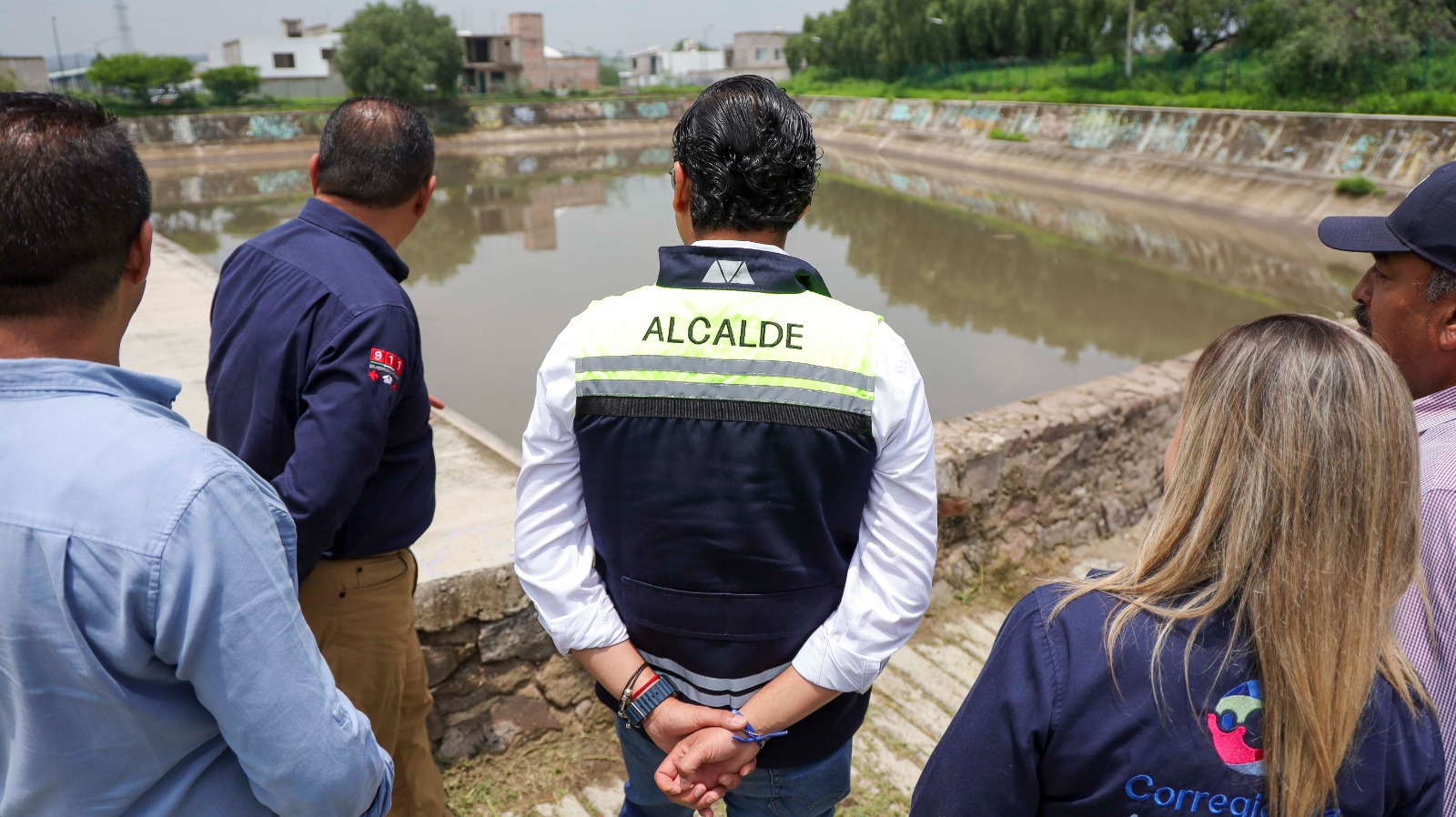 Chepe Guerrero recorre cárcamos y zonas afectadas por la lluvia