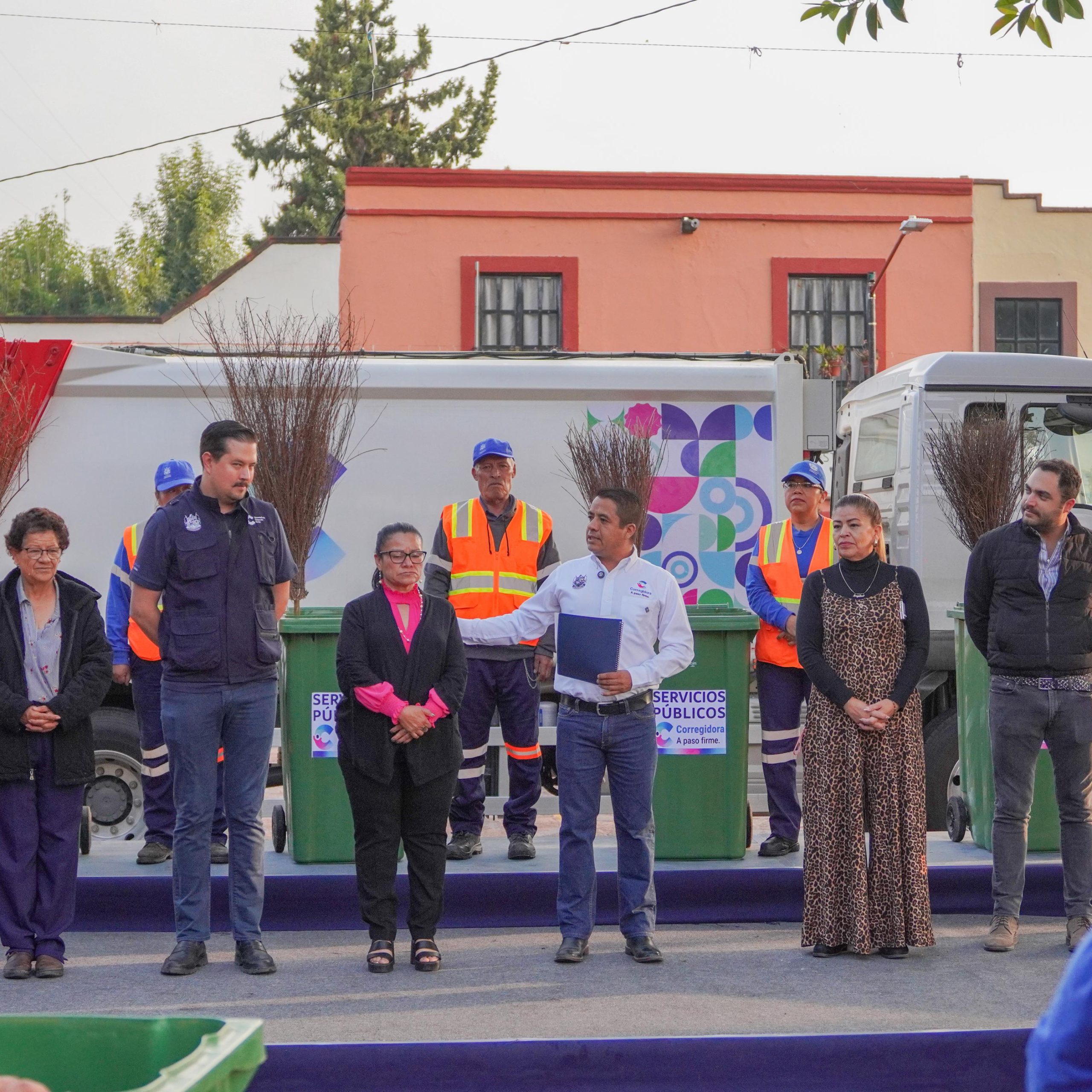 Corregidora fortalece el área de Limpia Urbana con la entrega de 15 Carritos de Barrido