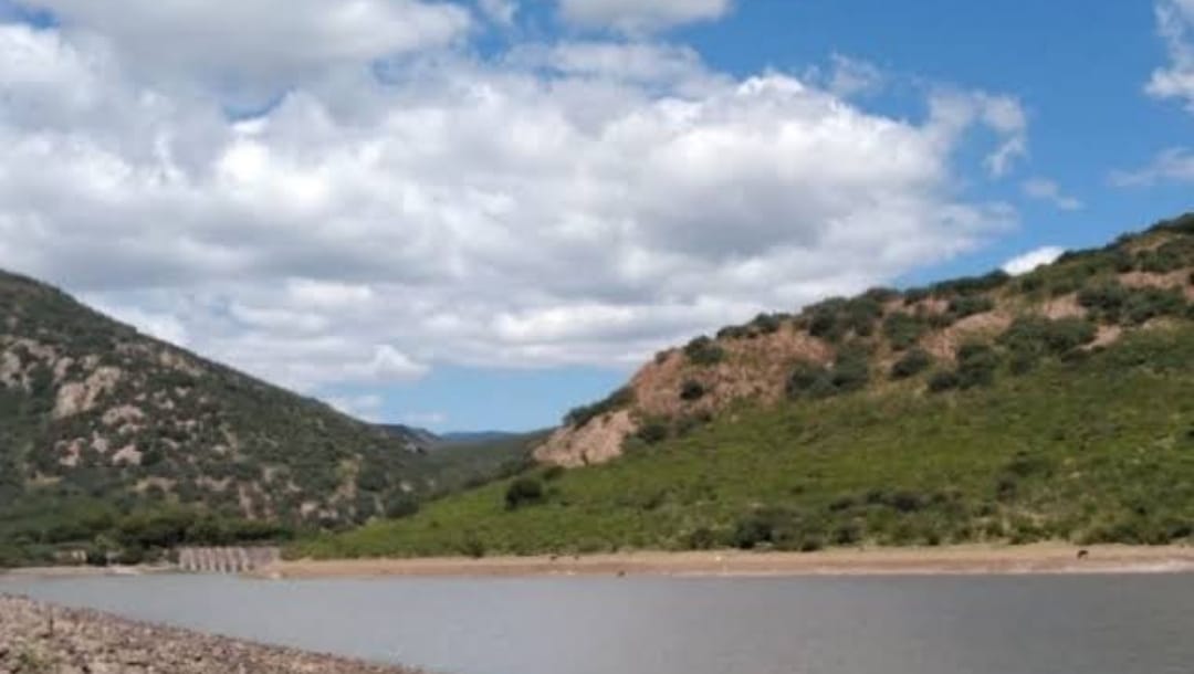 Presa Zimapán a punto de desfogue; riesgo de suspensión en Acueducto II: CEA