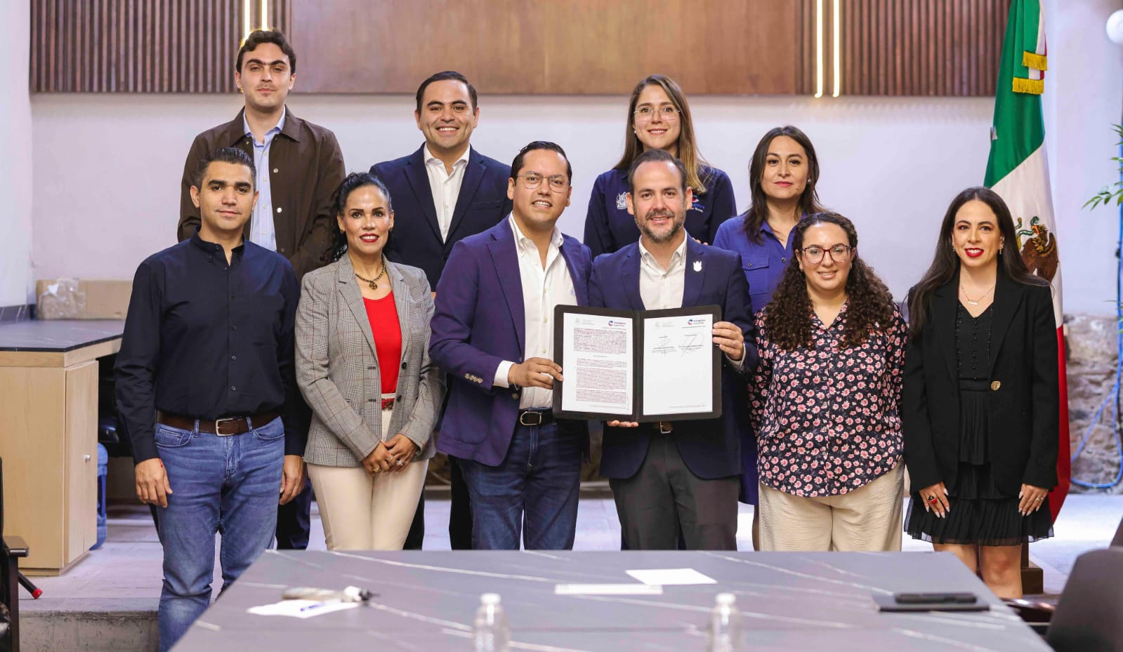Chepe Guerrero impulsa la certeza patrimonial de las familias de Corregidora
