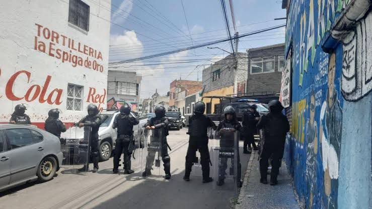 Clausuran tres negocios usados por trabajadoras sexuales en San Francisquito