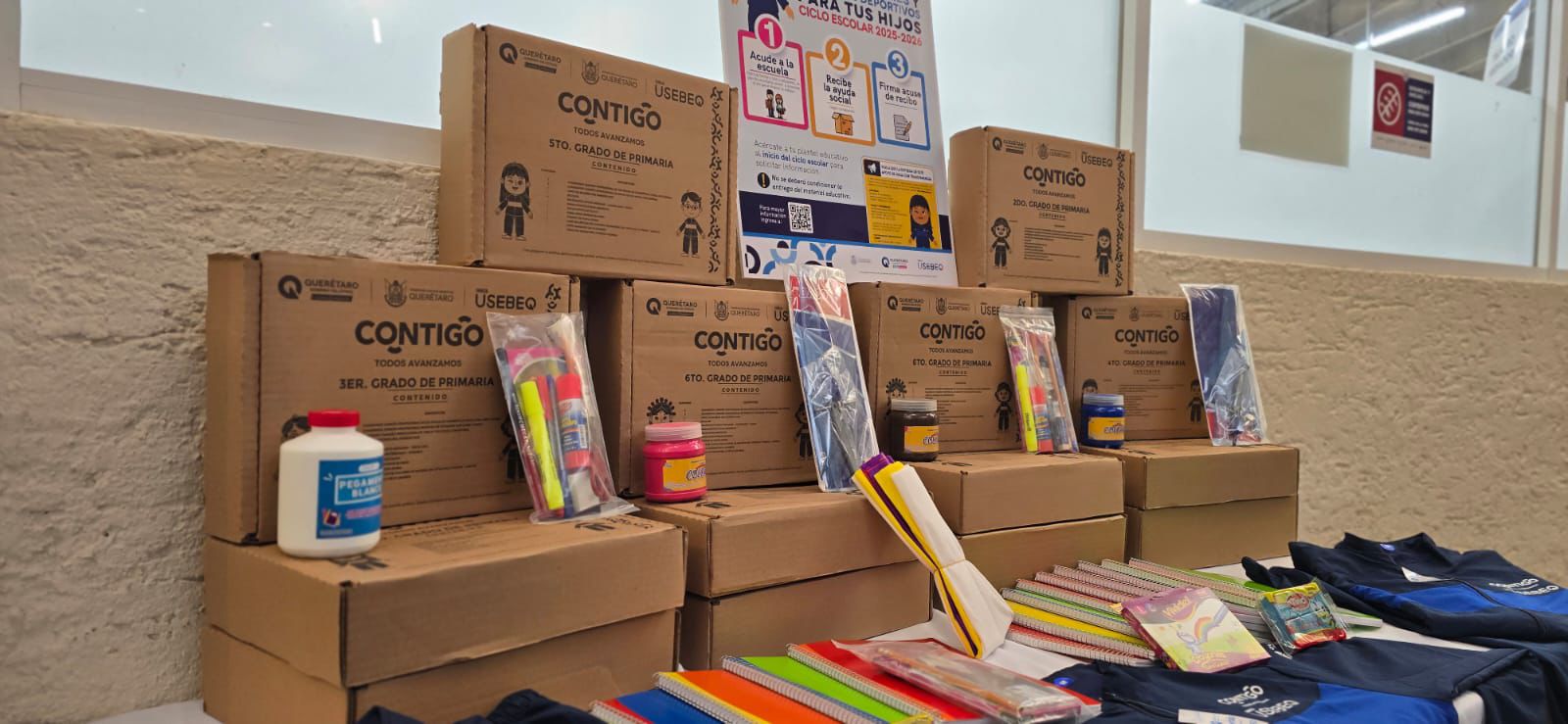 Será el 1 de Septiembre cuando inicié la entrega de útiles escolares y uniformes!