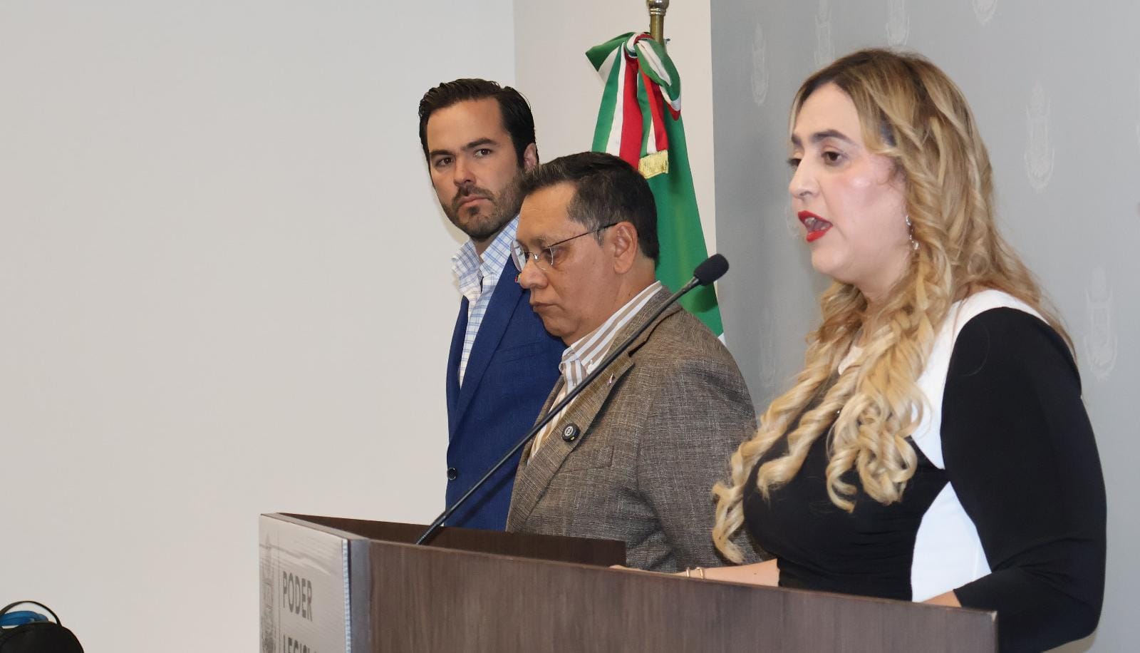 Exhortan a otorgar tarjetones de estacionamiento para discapacidad intelectual.