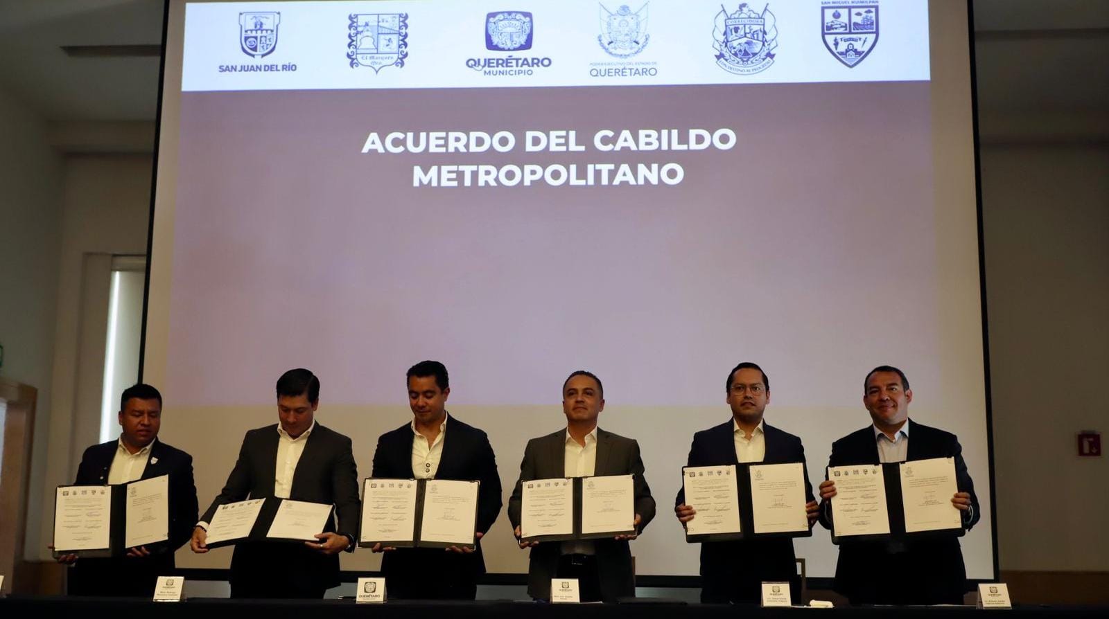 Alcaldes panistas respaldan decreto que prohíbe música con apología del delito en Querétaro