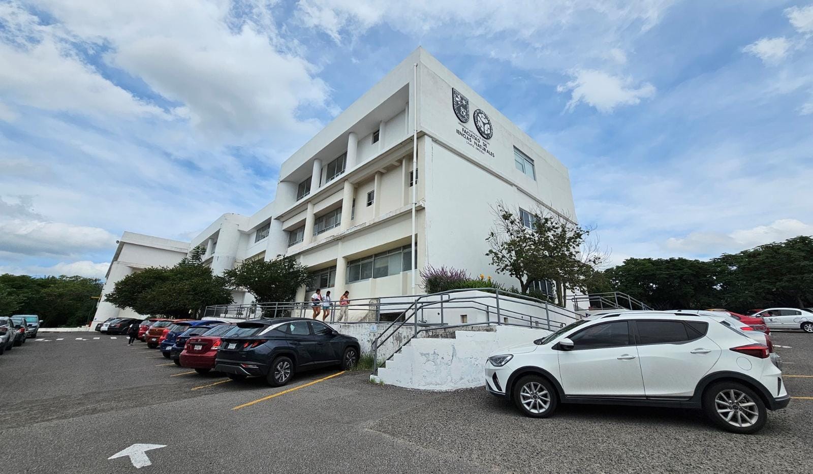 Facultades de la UAQ podrían pasar a clases en línea por lluvias