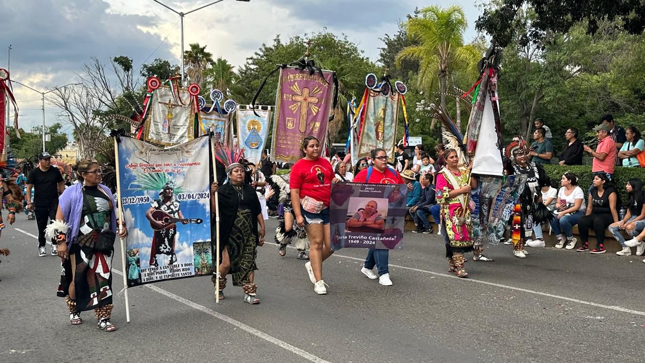 Presentan calendario de las tradicionales fiestas de la Santa Cruz