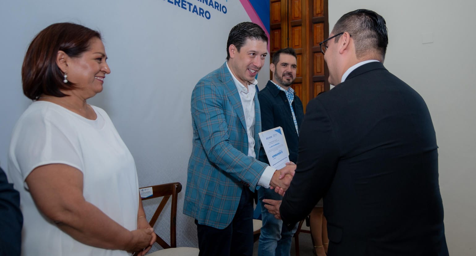 Rodrigo Monsalvo impulsa transparencia con la integración del Sistema Institucional de Archivos en El Marqués