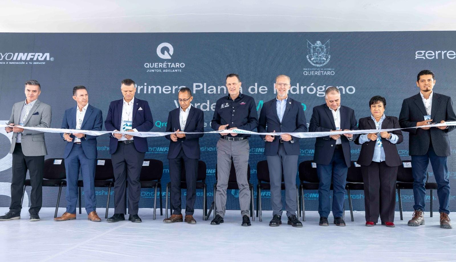Inaugura Mauricio Kuri la primera planta de hidrógeno verde del país