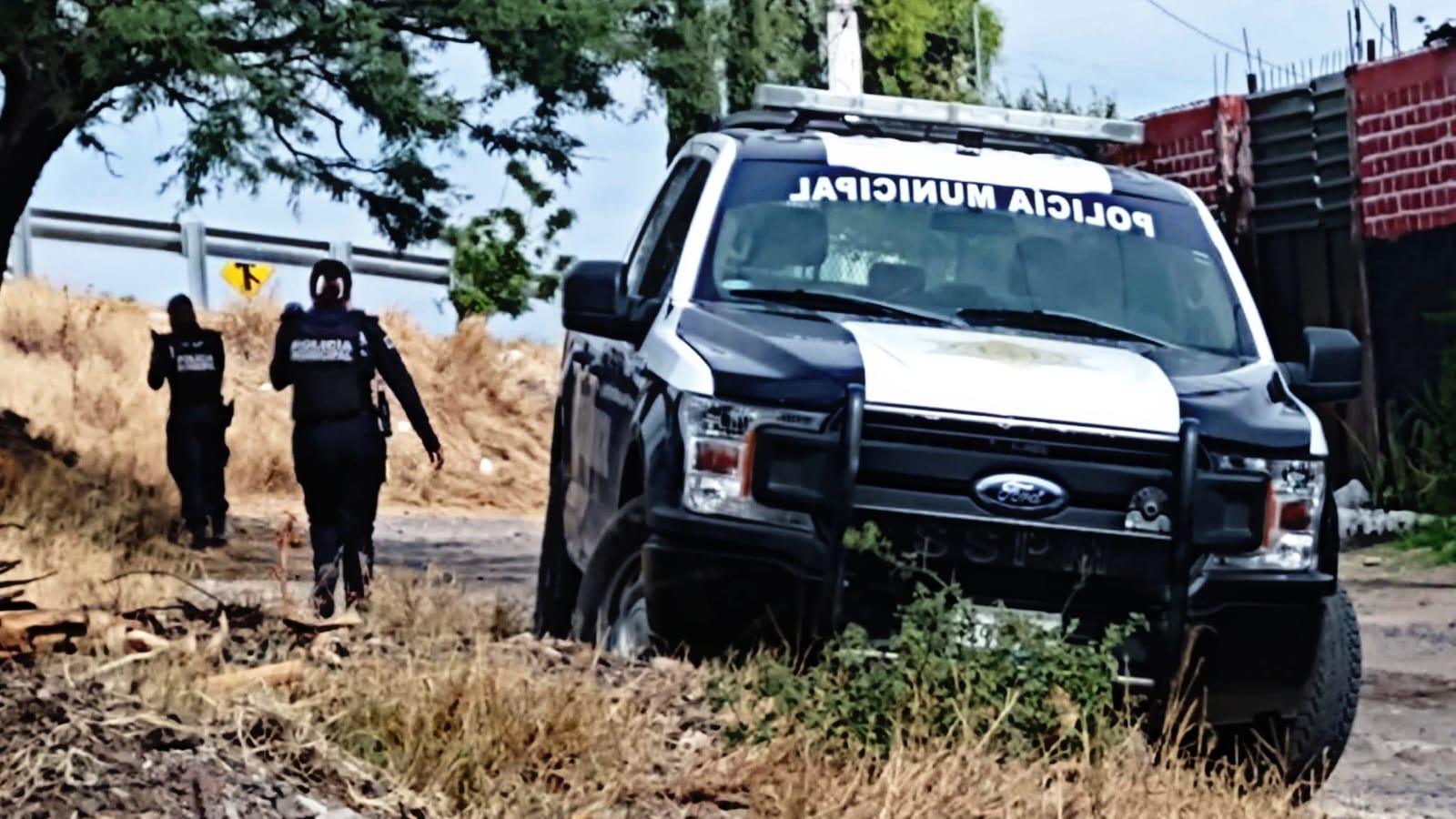 Apuñalan y matan a un hombre en San José el Alto!