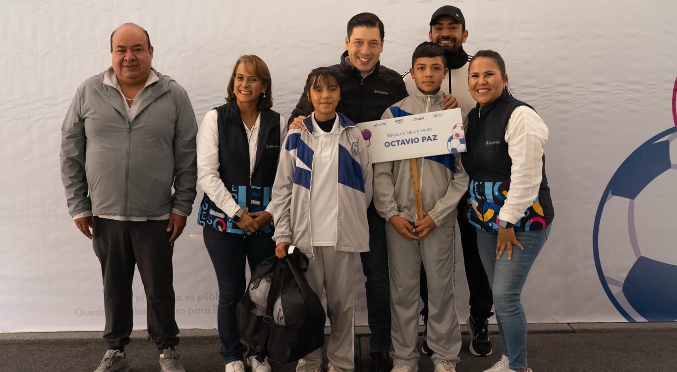 Rodrigo Monsalvo inaugura el Torneo Estudiantil El Marqués
