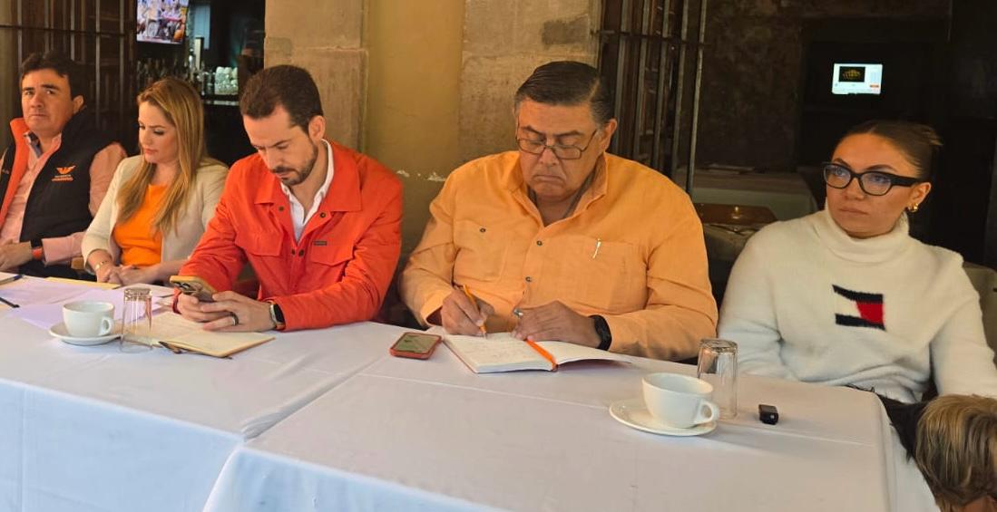 Choque de posturas de Armando Rivera y Paulina Aguado en cuanto proyectos de Felifer