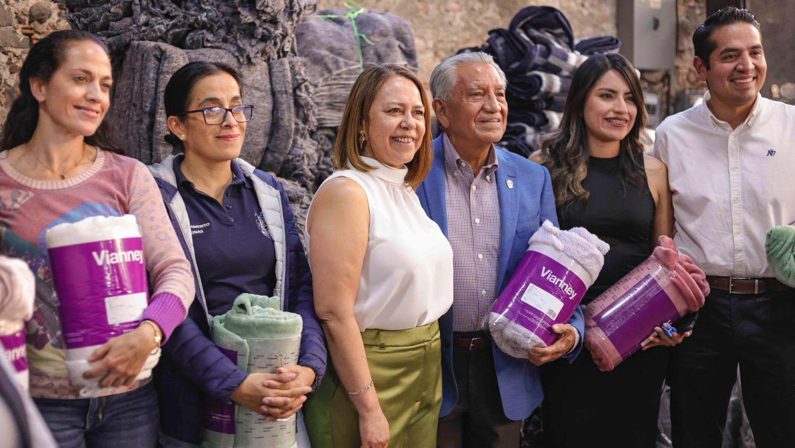 Gaby Trápala arranca la Colecta Invernal 2025 para abrigar a quienes más lo necesitan