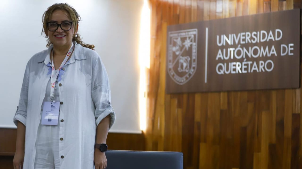 Advierte UAQ sobre señales de depresión en temporada decembrina