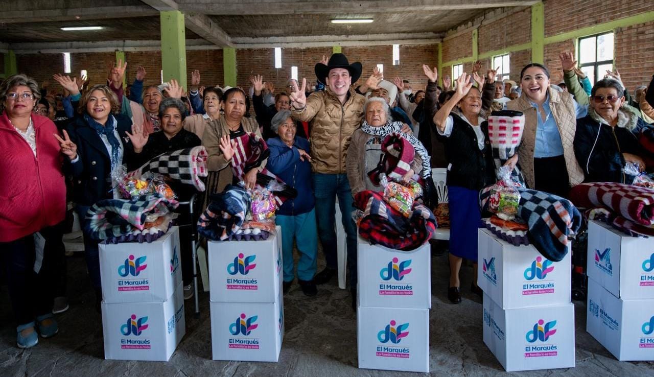 Entrega Rodrigo Monsalvo 5 mil despensas a adultos mayores durante diciembre