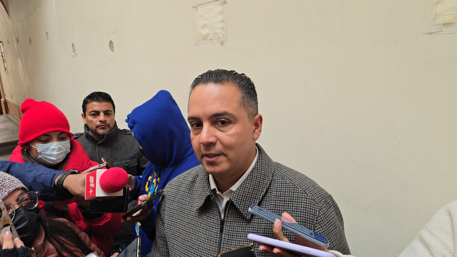 Realizan operativos de verificación en establecimientos de venta de alcohol!