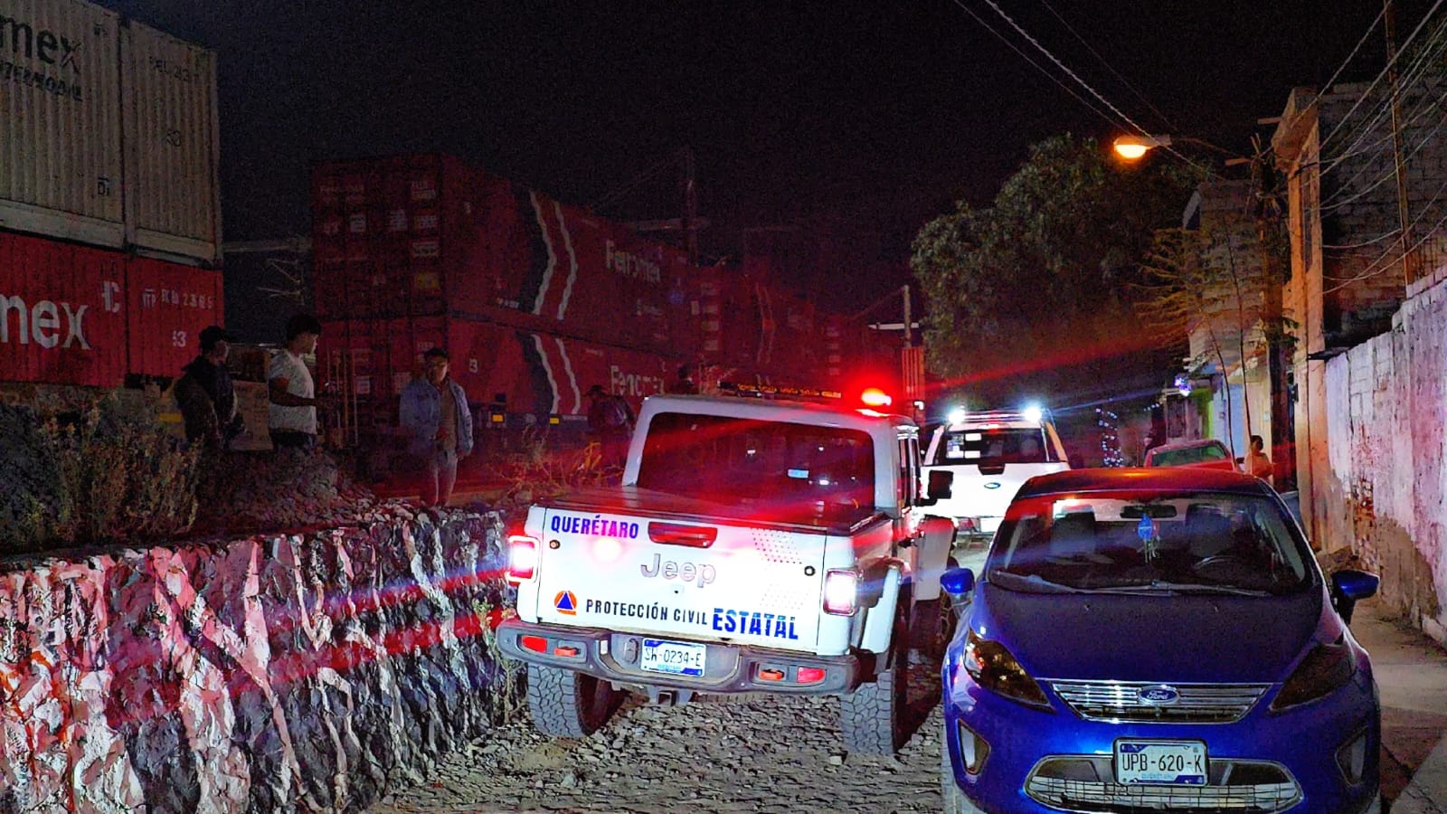 Ebrio sujeto fue golpeado por el tren en Santa María Magdalena!