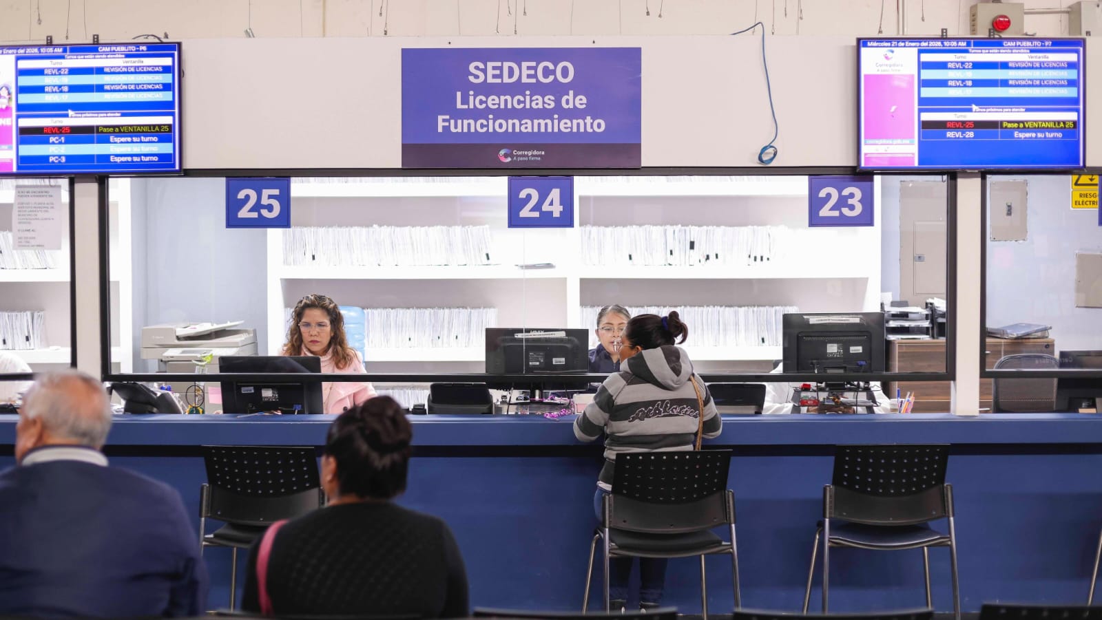 Invita Corregidora a aprovechar descuentos en refrendos de licencias de funcionamiento