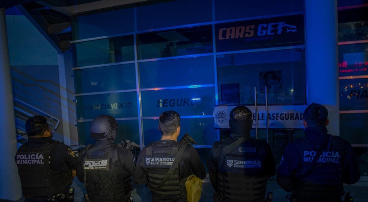 Sinergia ejecuta cateo en financiera por investigación de fraude en Querétaro