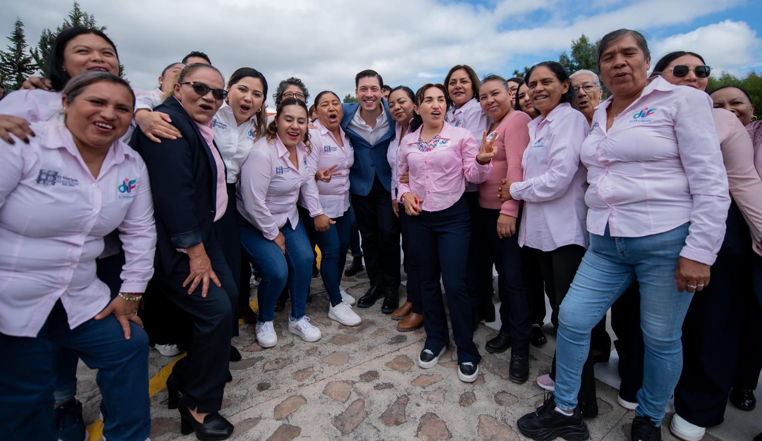 Rodrigo Monsalvo Castelán consolida operación de la clínica del SMDIF El Marqués