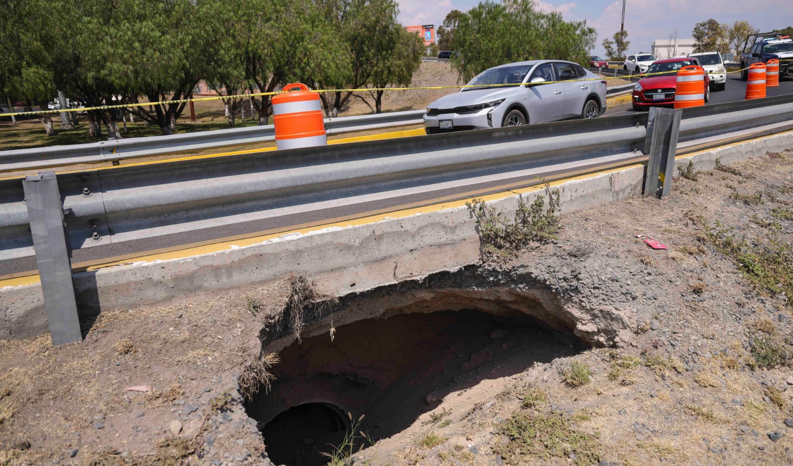 Municipio de Corregidora reporta cierre total a la circulación en Puente de Tejeda