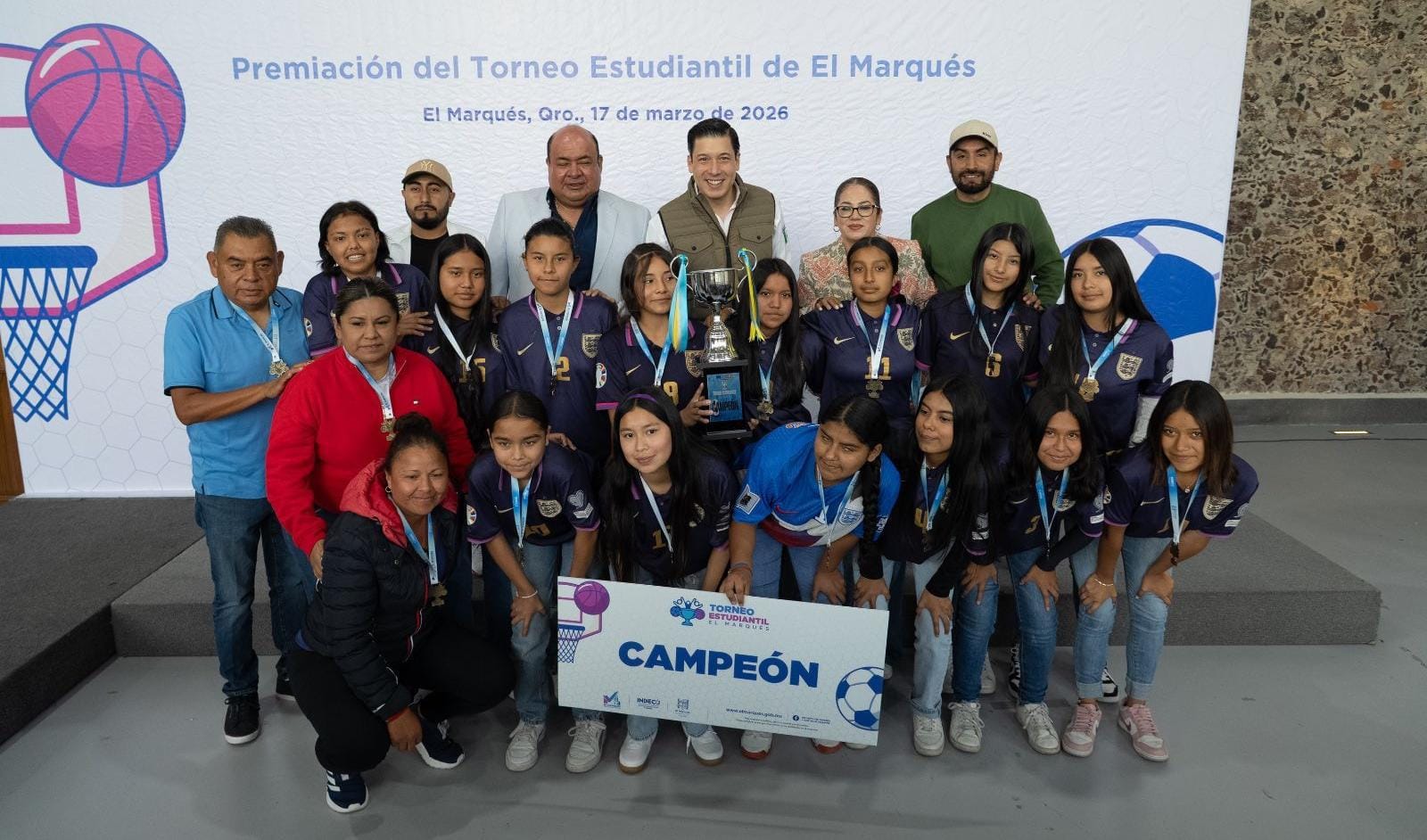 Participan más de mil alumnos en torneo estudiantil de El Marqués