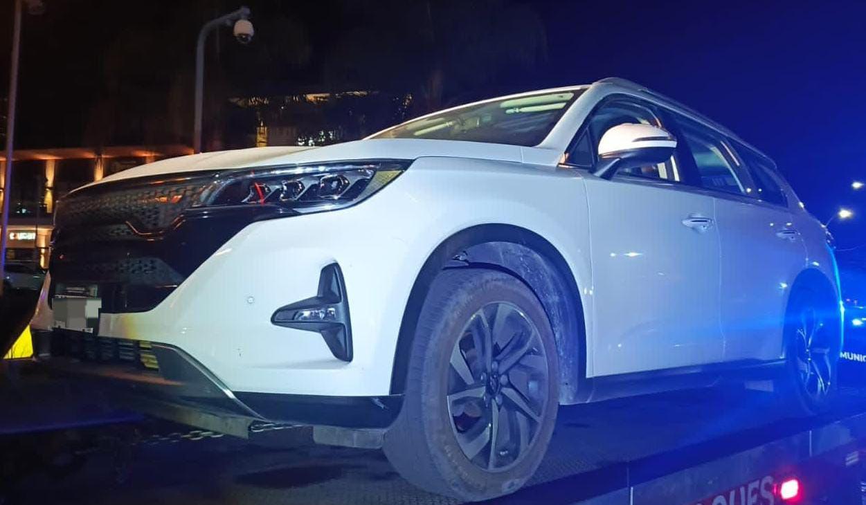 SSPMQ DETIENE A OTRO ITALIANO EN INMEDIACIONES DE JURIQUILLA