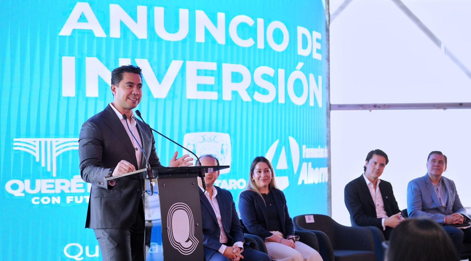 Anuncia Felifer inversión por 460 millones de pesos por parte de Farmacias del Ahorro