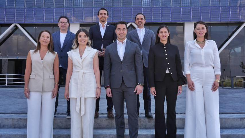 Felifer Macías otorga nombramientos en diversas áreas de la administración pública municipal