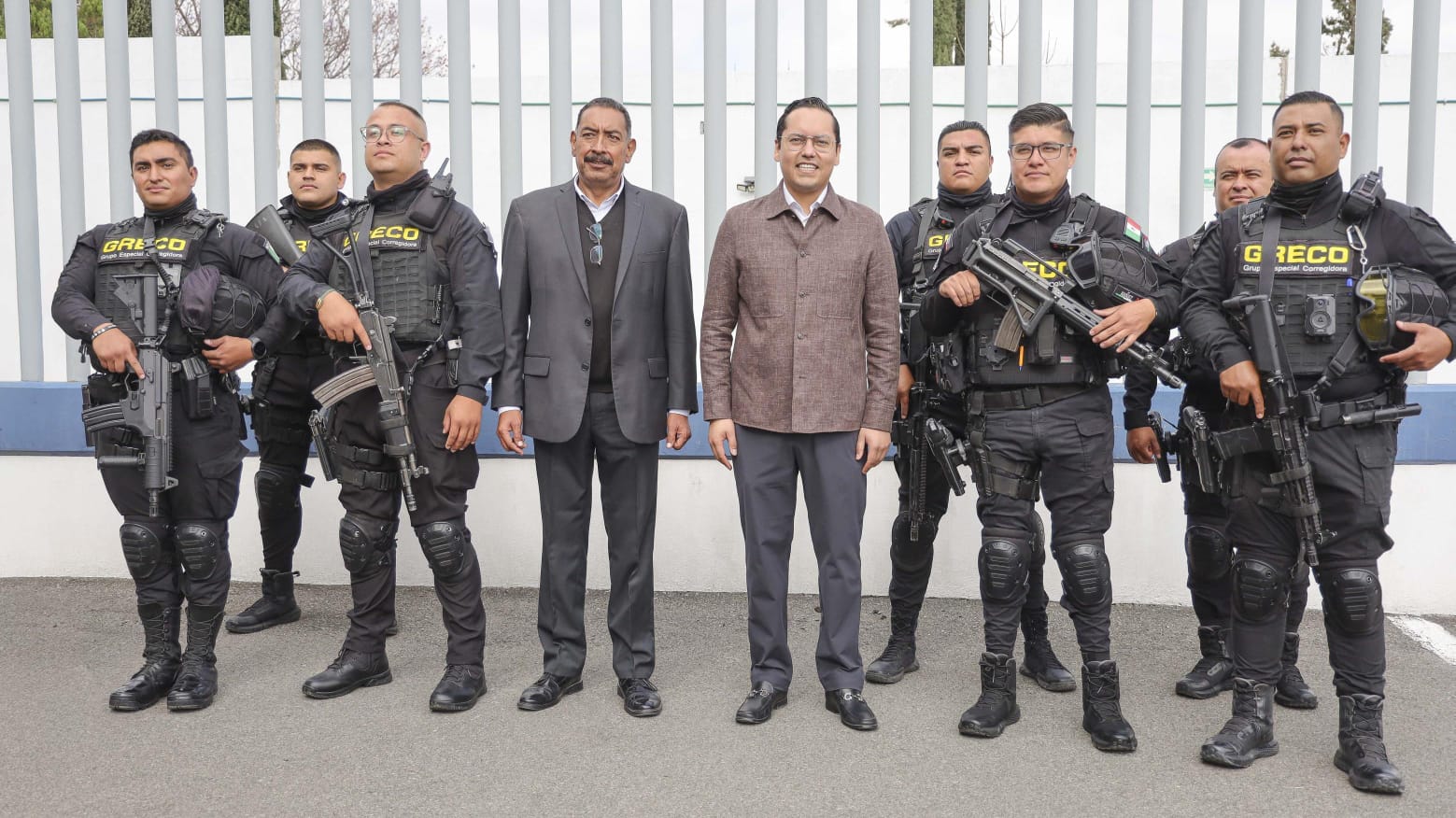 Chepe Guerrero anuncia beneficios en alimentación y educación para policías