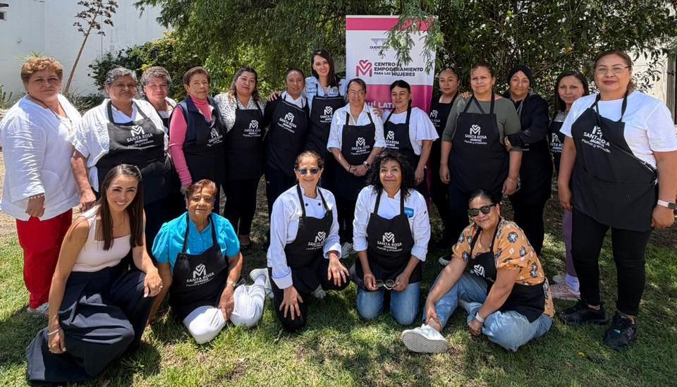 Fortalece Felifer Macías el Centro de Empoderamiento para ampliar oportunidades para las mujeres
