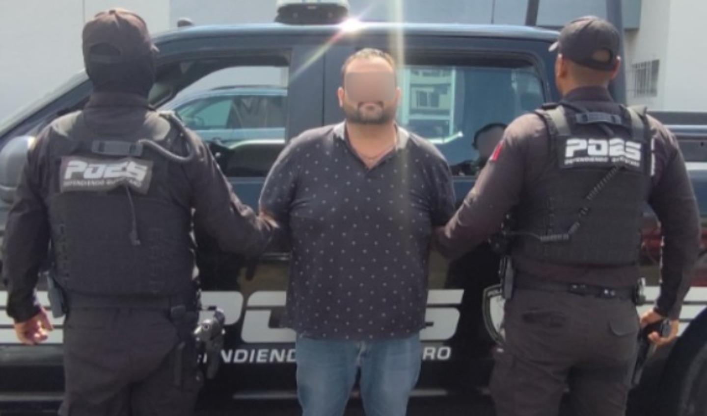 POES detiene a hombre por uso de documentos falsos y orden de aprehensión vigente