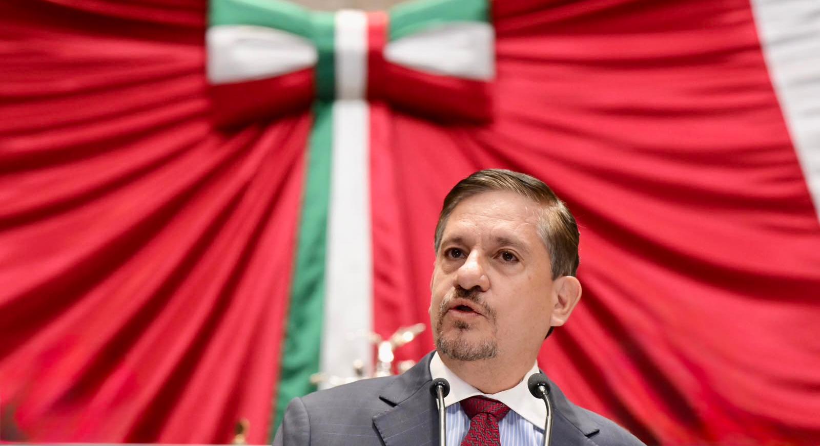 QUERÉTARO NECESITA UNA POLÍTICA ANTICORRUPCIÓN: LUIS HUMBERTO FERNÁNDEZ