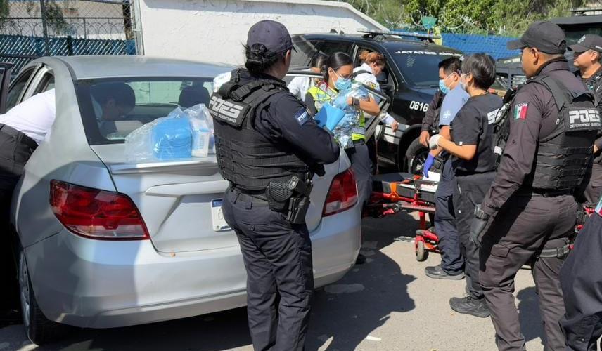 MUEJER DA A LUZ EN EL RHINO AUXILIADA POR POES SSPMQ Y CRUM