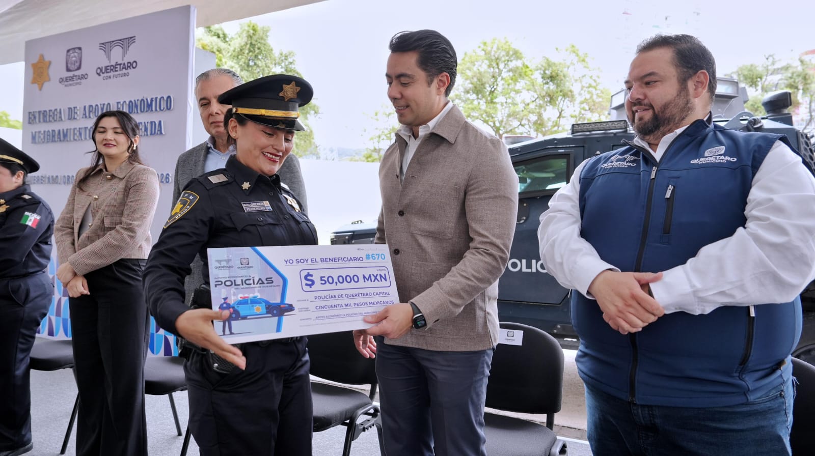 FELIFER ENTREGÓ APOYO ECONÓMICOS A POLICÍAS MUNICIPALES!