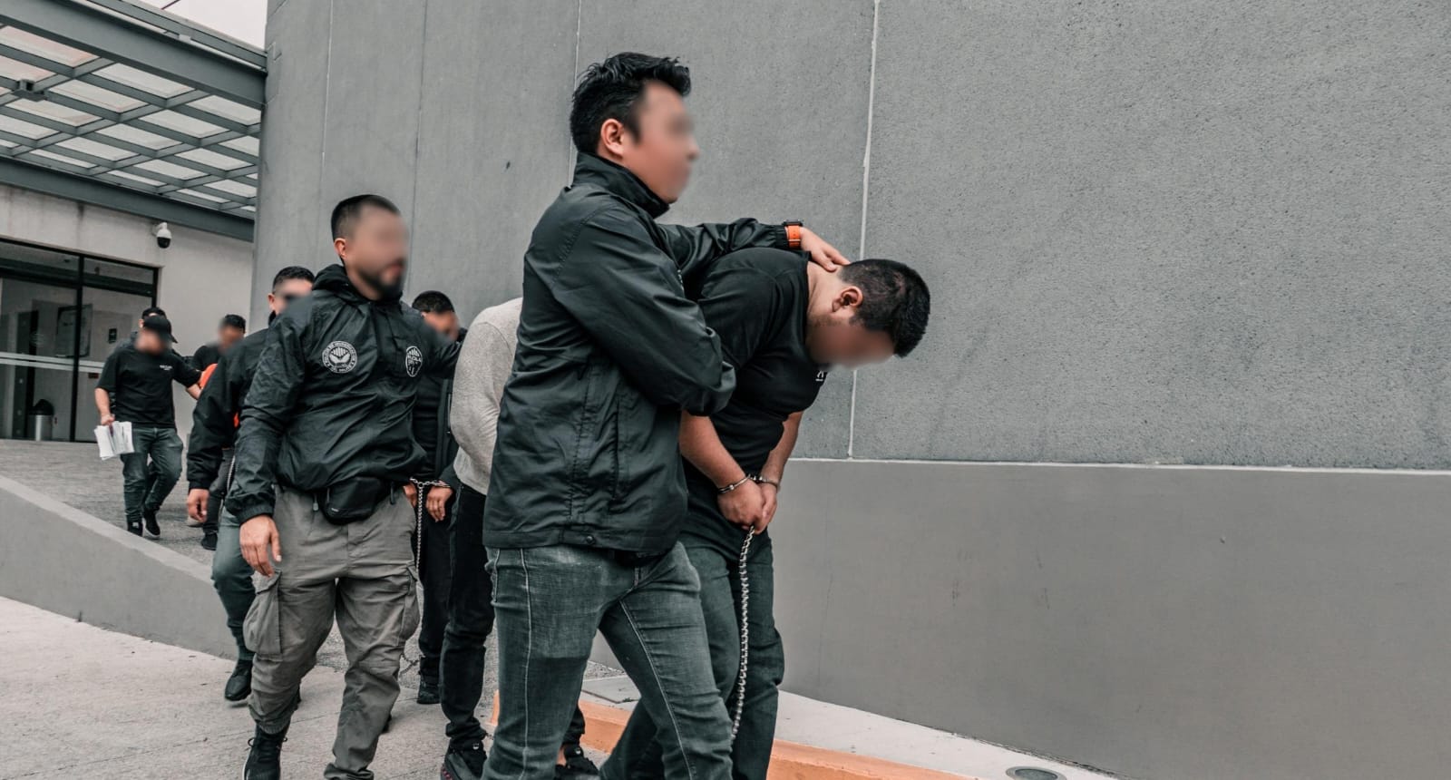 Vinculan a proceso para siete personas por secuestro y robo calificado en Colón