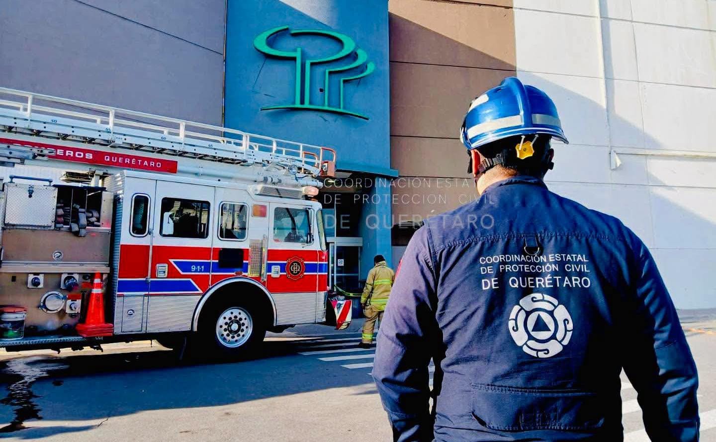 Incendio en Sushi Roll de Plaza Patio movilizó a cuerpos de emergencia
